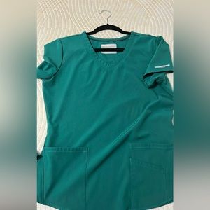 Sketchers Scrub top